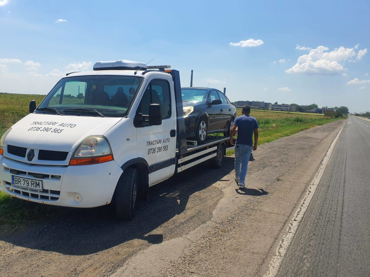 Tractare Opel — Brăila — fotografie 3