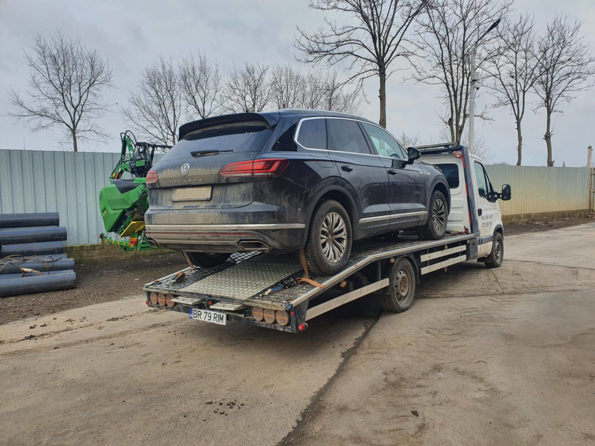 Tractare VW Tuareg — Brăila — fotografie 2
