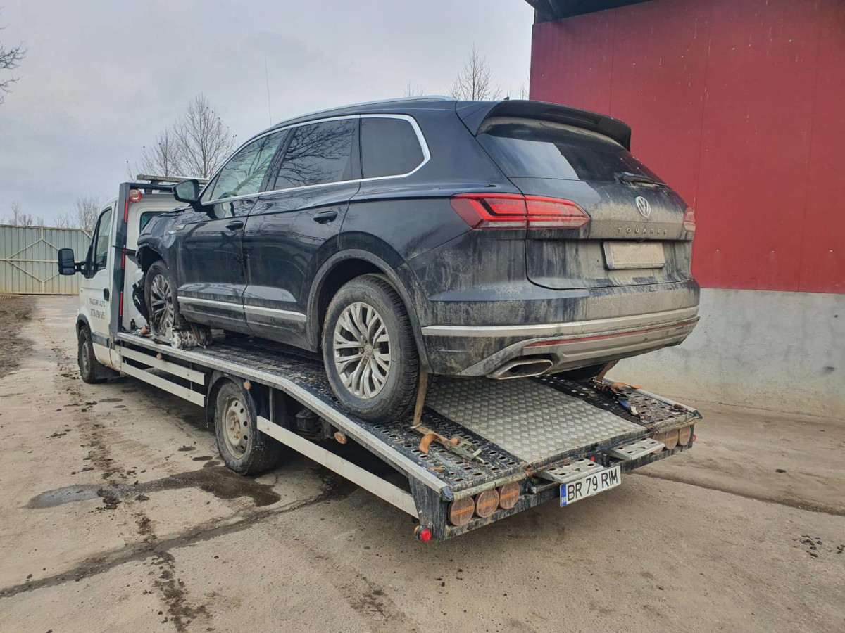 Tractare VW Tuareg — Brăila — fotografie 4