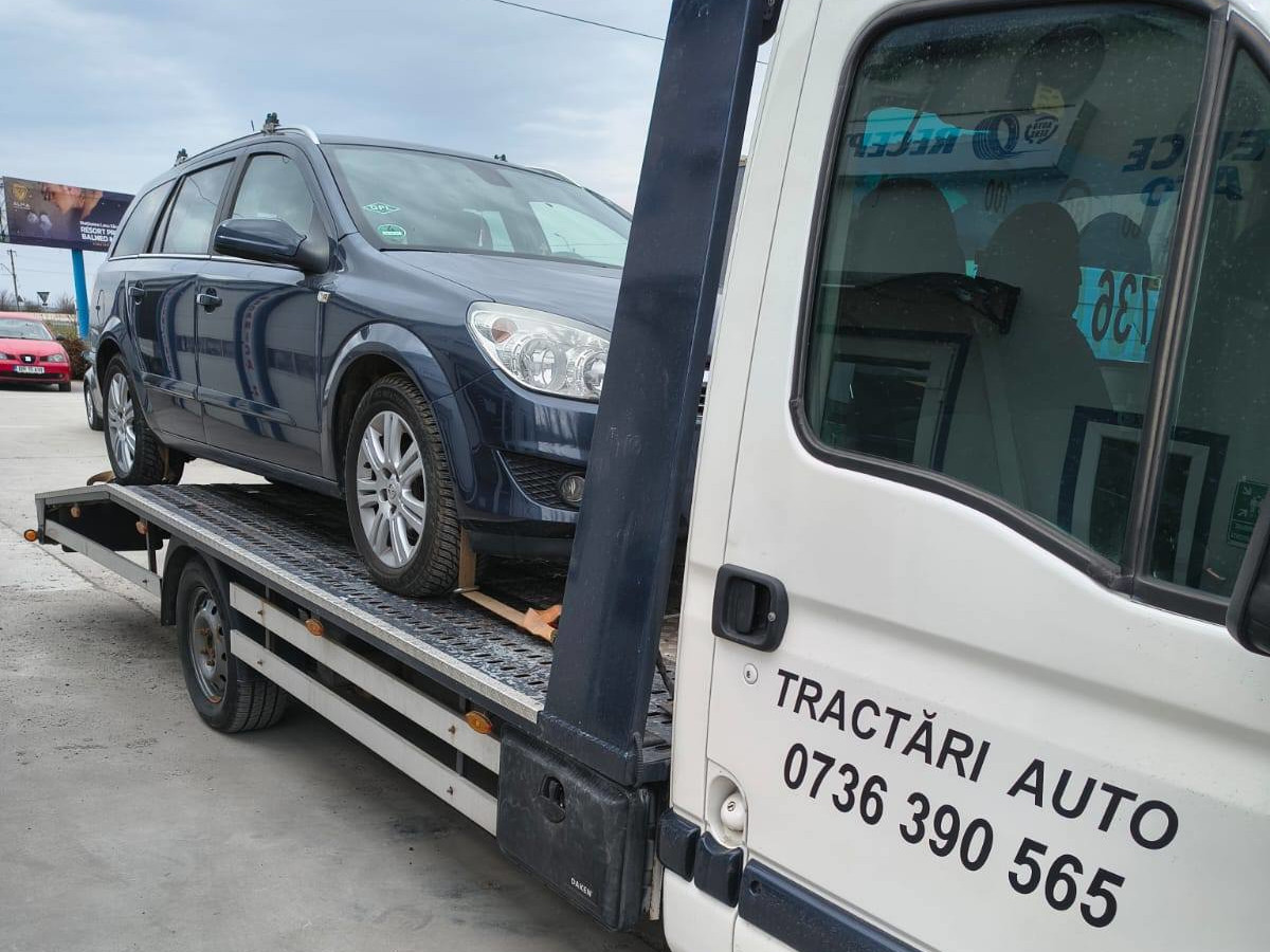 Tractare Opel Astra — Brăila — fotografie 2